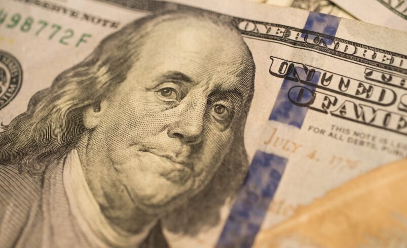 Coinbase offers $219,000 to machine learning engineers